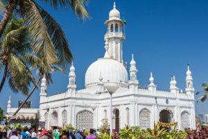 Mumbai Darshan Bus at Haji Ali